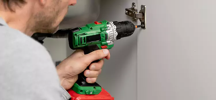 Commercial Door Hinge Repair Oak Creek