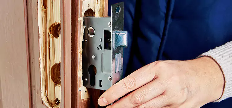 Garage Door Lock Replacement Oak Creek